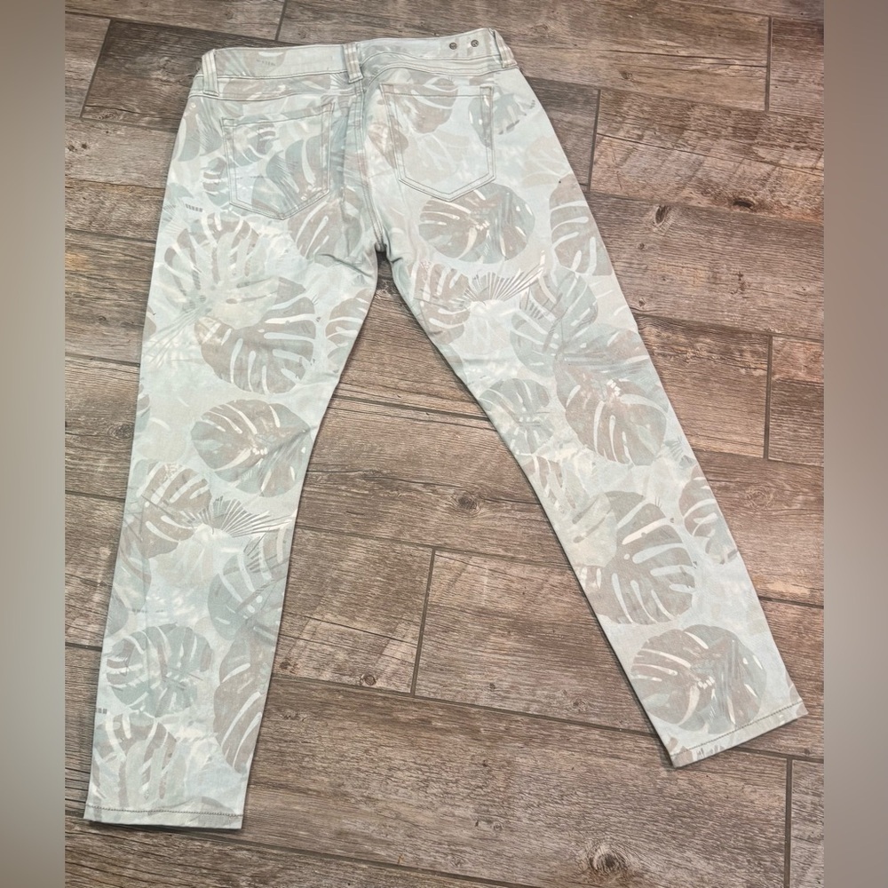 Pants​​ - Picture 5 of 5